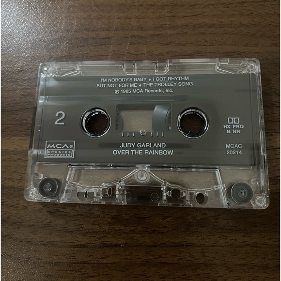 Rare 1985 Judy Garland-Over The Rainbow Cassette - Picture 4 of 4